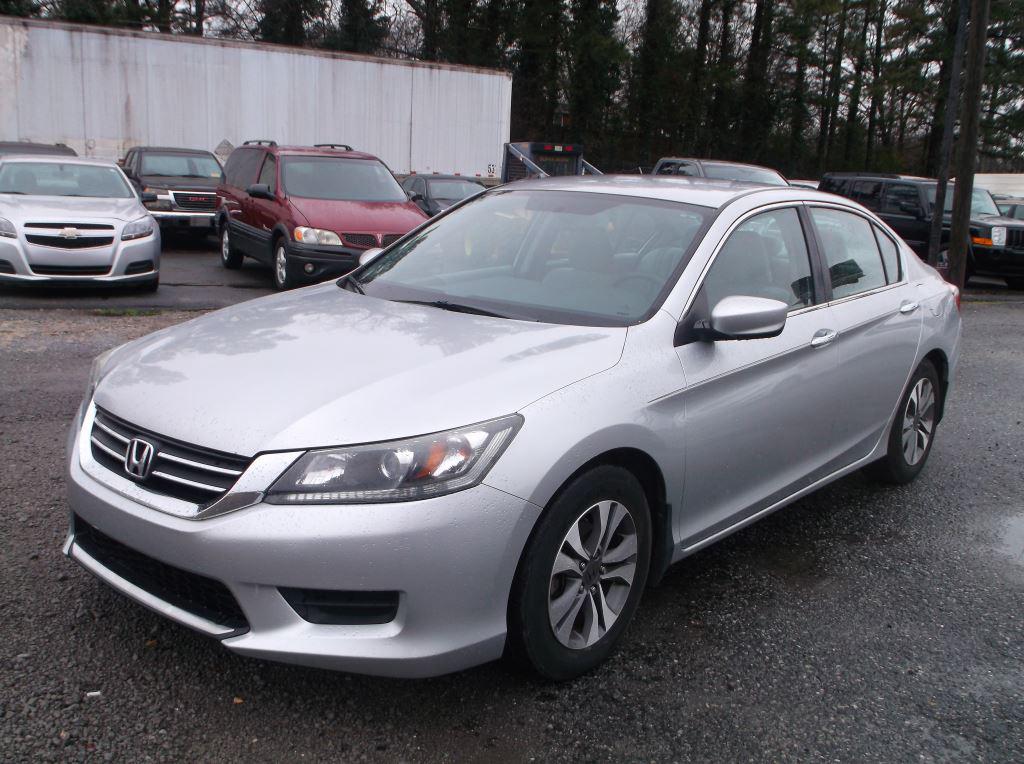 2013 Honda Accord LX's photo